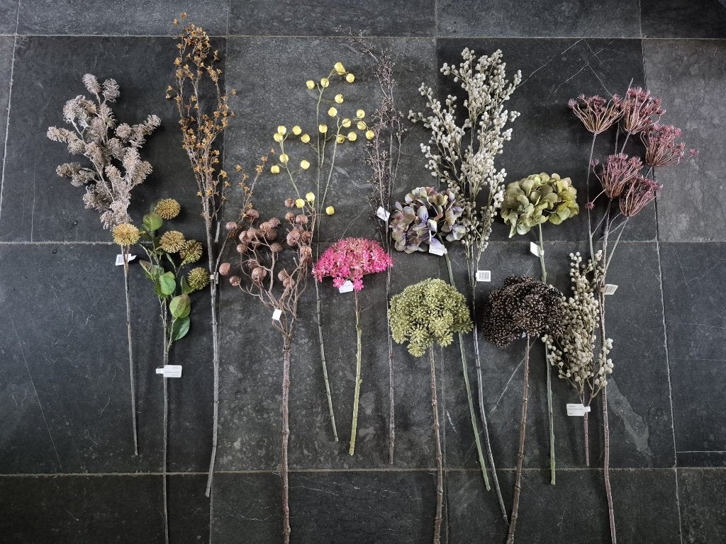 Partij van 12 nieuwe kunstbloemen en kunsttakken, 115 cm, Binnen, Kunstbloem, Nieuw
