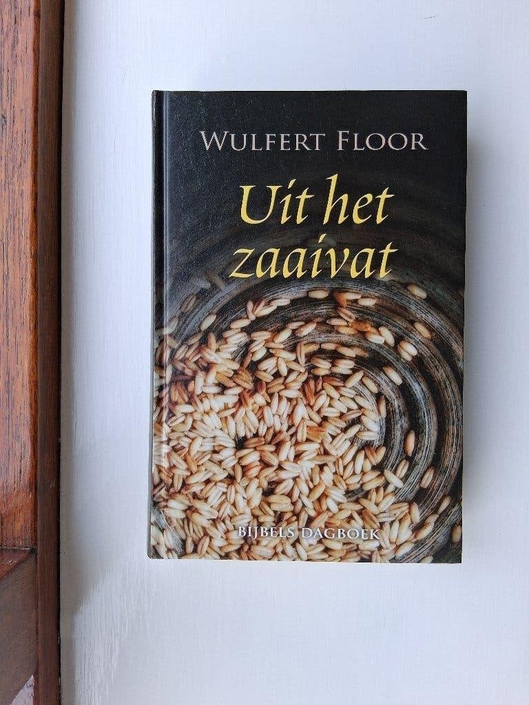 Uit het zaaivat (Bijbels dagboek) - Wulfert Floor, Christendom | Protestants, Ophalen of Verzenden, Zo goed als nieuw, Wulfert Floor