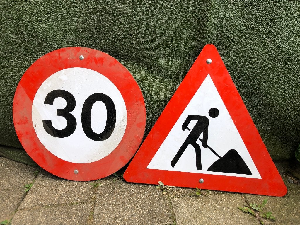 Verkeersborden 30 KM en werkzaamheden, Ophalen, Zo goed als nieuw, Overige typen