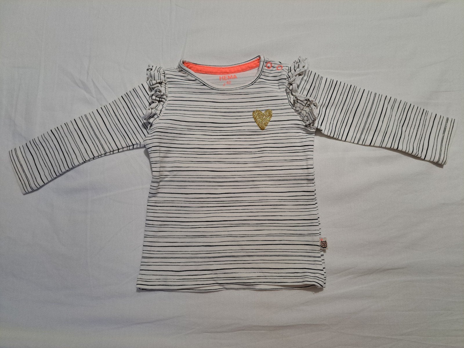 Hema longsleeve shirt maat 62 met goud hartje en streepjes, Kinderen en Baby's, Babykleding | Maat 62, Meisje, Ophalen of Verzenden