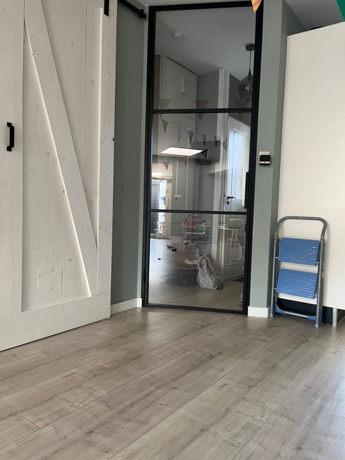 Zwarte aluminium steel-look deur incl. kozijn – 88 x 255 cm, Doe-het-zelf en Verbouw, Ophalen, Gebruikt, 80 tot 100 cm, 215 cm of meer