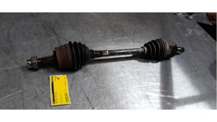 Aandrijfas links-voor van een Opel Corsa, Auto-onderdelen, Motor en Toebehoren, Gebruikt, -, -, Opel