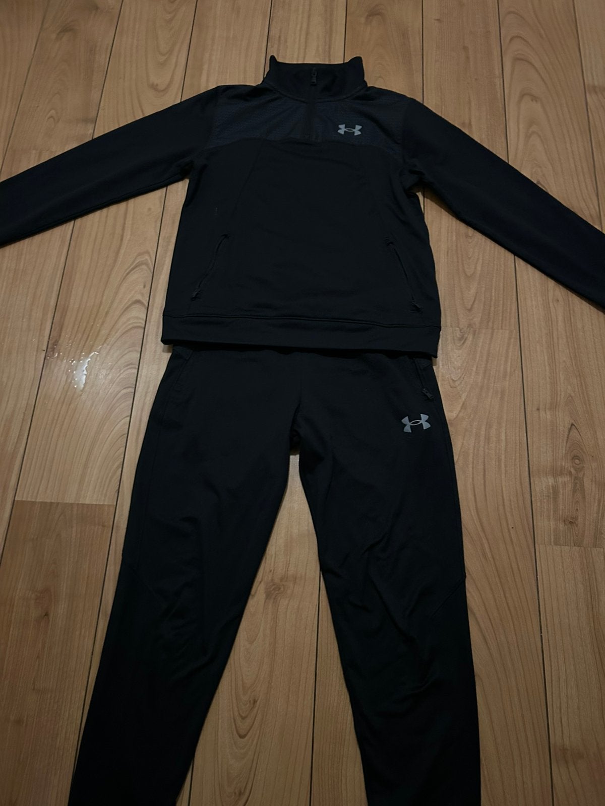 Under armour trainingspak, Zwart, Ophalen of Verzenden, Zo goed als nieuw, Algemeen