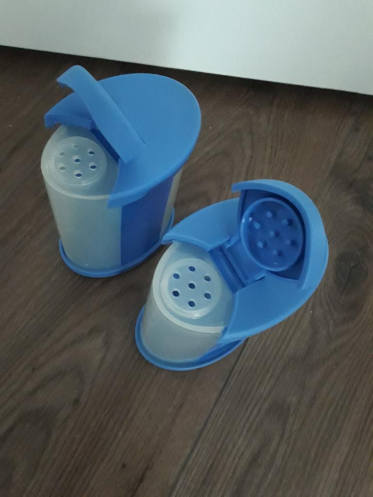 Tupperware strooidoosjes kruidendoosjes 275 ml, Ophalen, Gebruikt