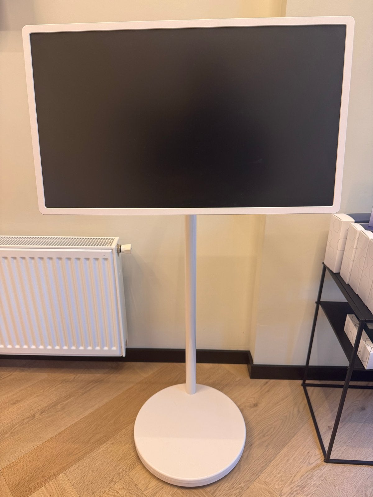 LG StanbyME 27LX6TDGA Draagbare Smart TV, Ophalen, LED, Zo goed als nieuw, LG