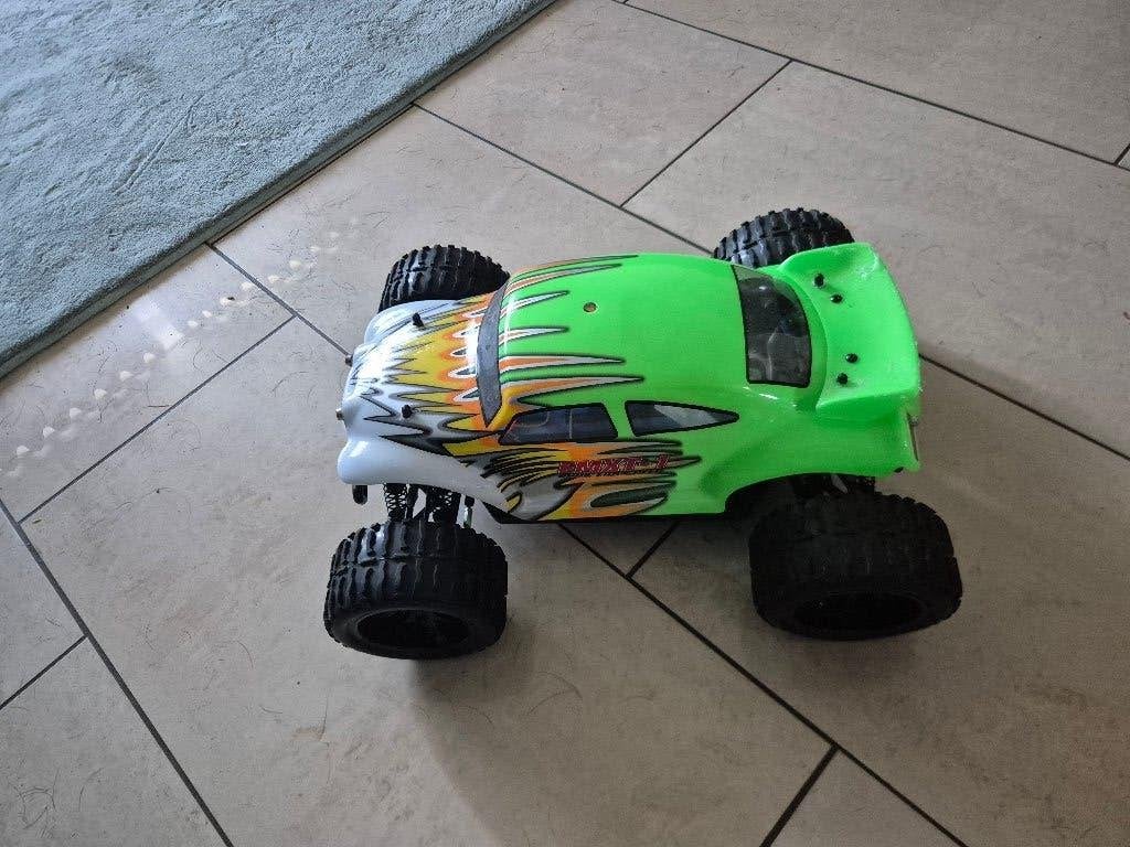 Himoto 1:10 EMXT-1BL Brushless RC Monster Truck, Hobby en Vrije tijd, Modelbouw | Radiografisch | Auto's, Gebruikt, Auto offroad