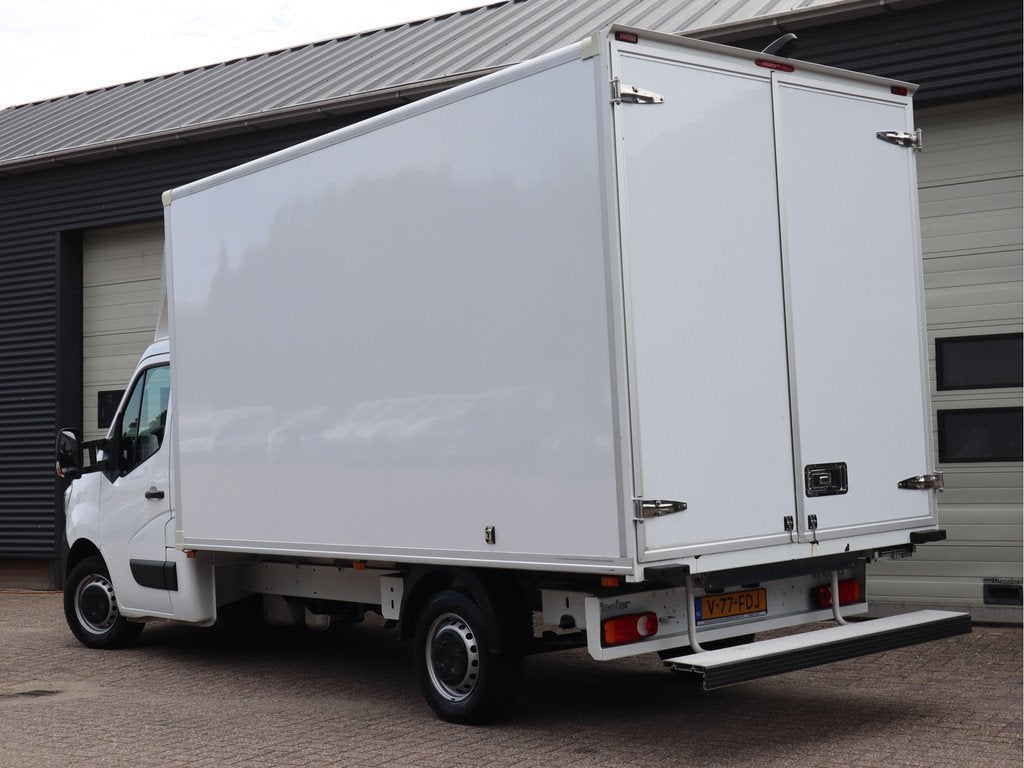 Renault Master T35 2.3 dCi 145 pk Bakwagen - ADeuren - NL Au, Voorwielaandrijving, 145 pk, Stof, Gebruikt