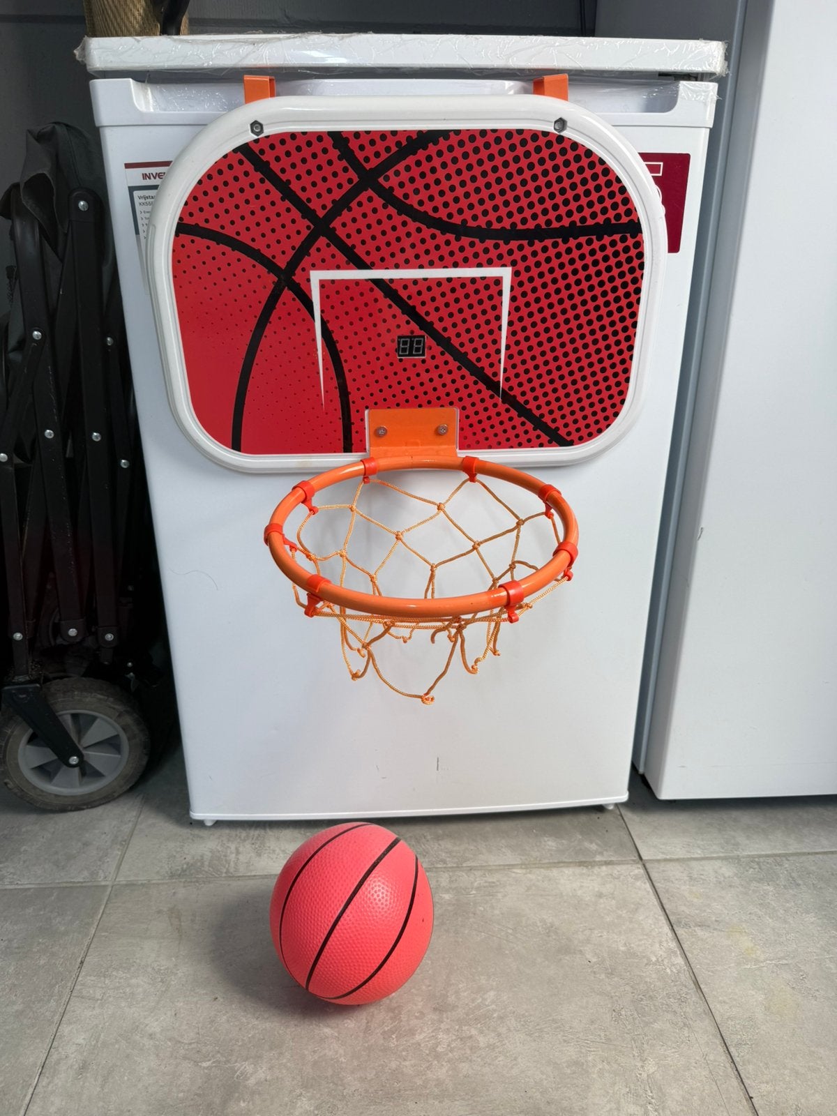 Mini basketbalring met bal - Ideaal voor binnen, Sport en Fitness, Basketbal, Ophalen, Gebruikt, Ring, Bord of Paal