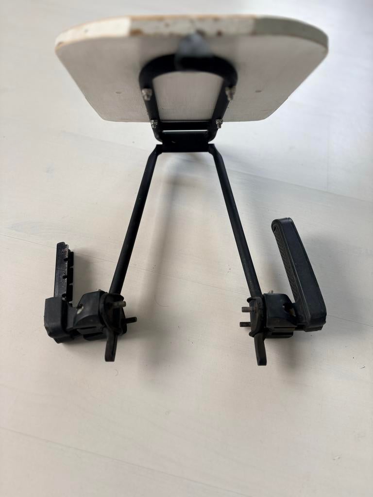Vanmoof X3 bagagedrager met zitje en voetsteuntjes, Fietsen en Brommers, Fietsaccessoires | Fietsstoeltjes, Ophalen, Achterzitje