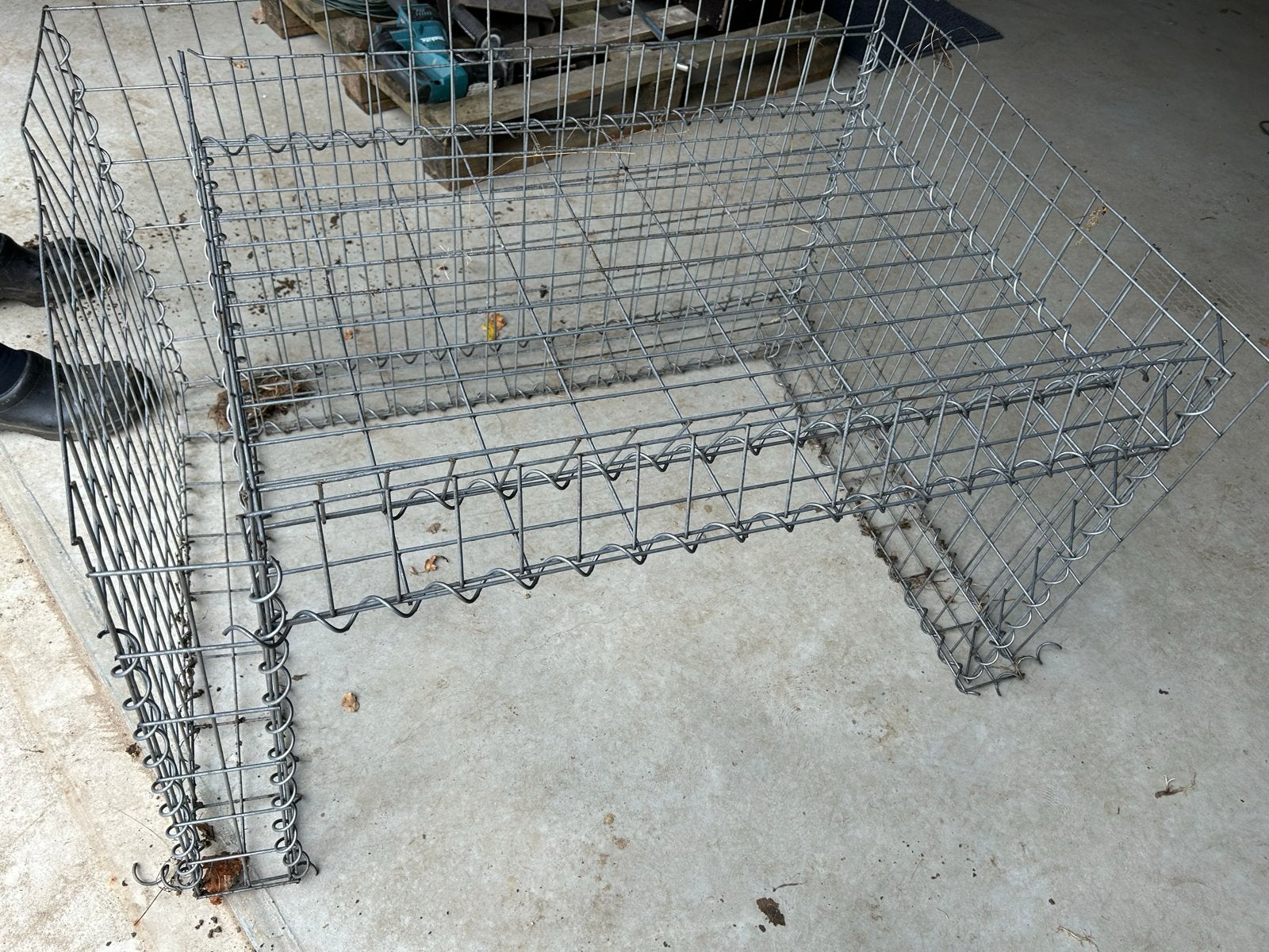 schanskorf robotmaaier overkapping, Tuin en Terras, Ophalen, Zo goed als nieuw, IJzer, Overige typen