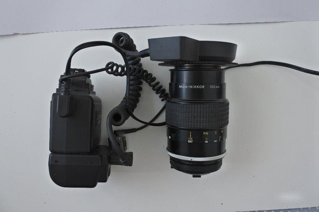 lens micro nikkor 105mm 1:4 met ringflits, Audio, Tv en Foto, Fotografie | Lenzen en Objectieven, Ophalen of Verzenden, Zo goed als nieuw