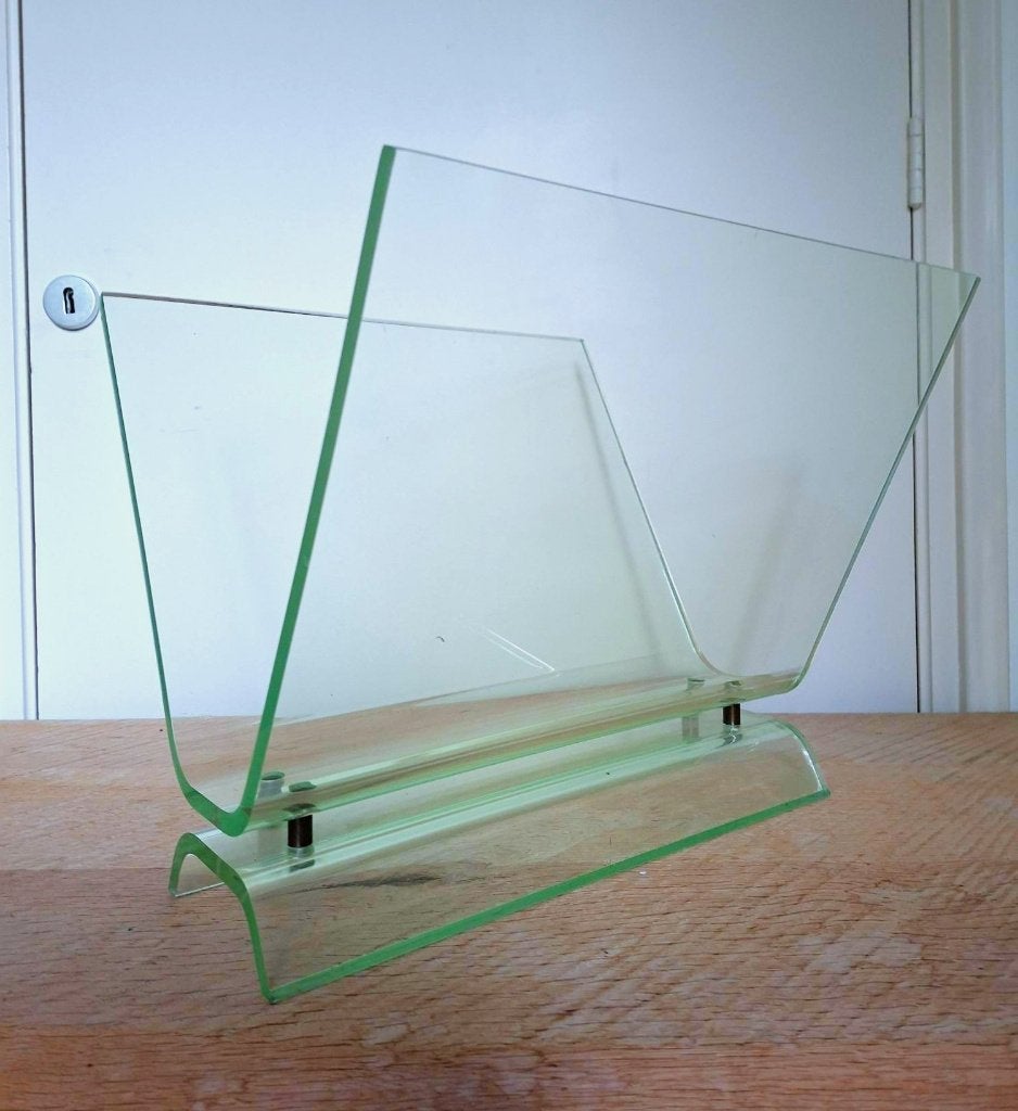 Vintage plexiglas krantenbak/lectuurbak – jaren 70/80 design, Gebruikt, Lectuurbak, Ophalen of Verzenden, Overige materialen