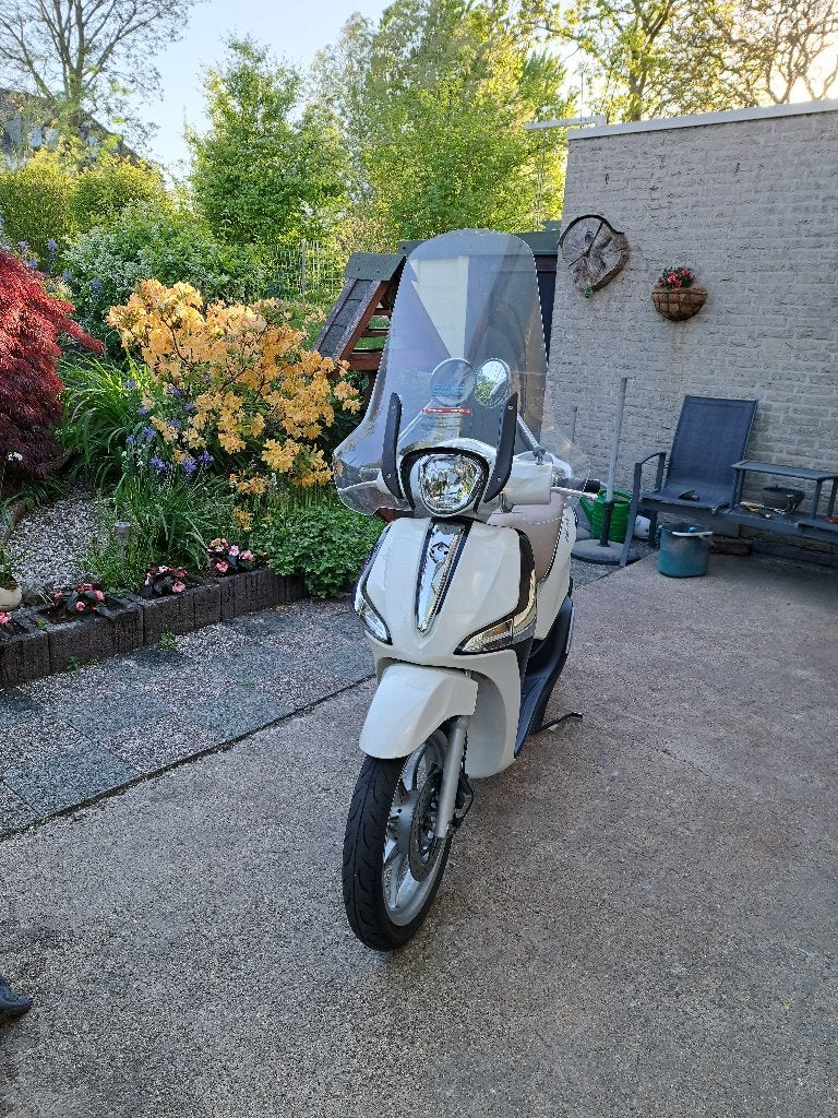 Piaggio liberty, Fietsen en Brommers, Ophalen, Overige modellen, Maximaal 45 km/u, 49 cc