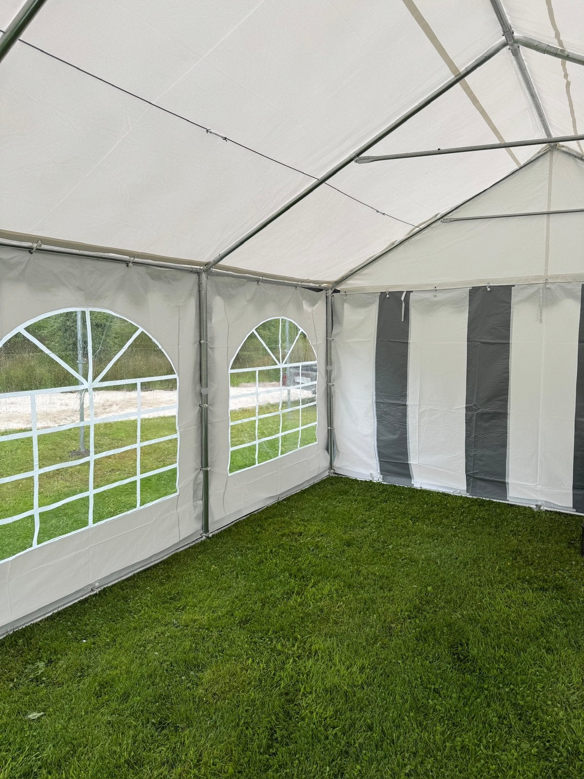 Extra stevige partytent te huur! Luxe tent 4x8 meter - €50, Tuin en Terras, Ophalen, Partytent, 2 meter of meer, Zo goed als nieuw