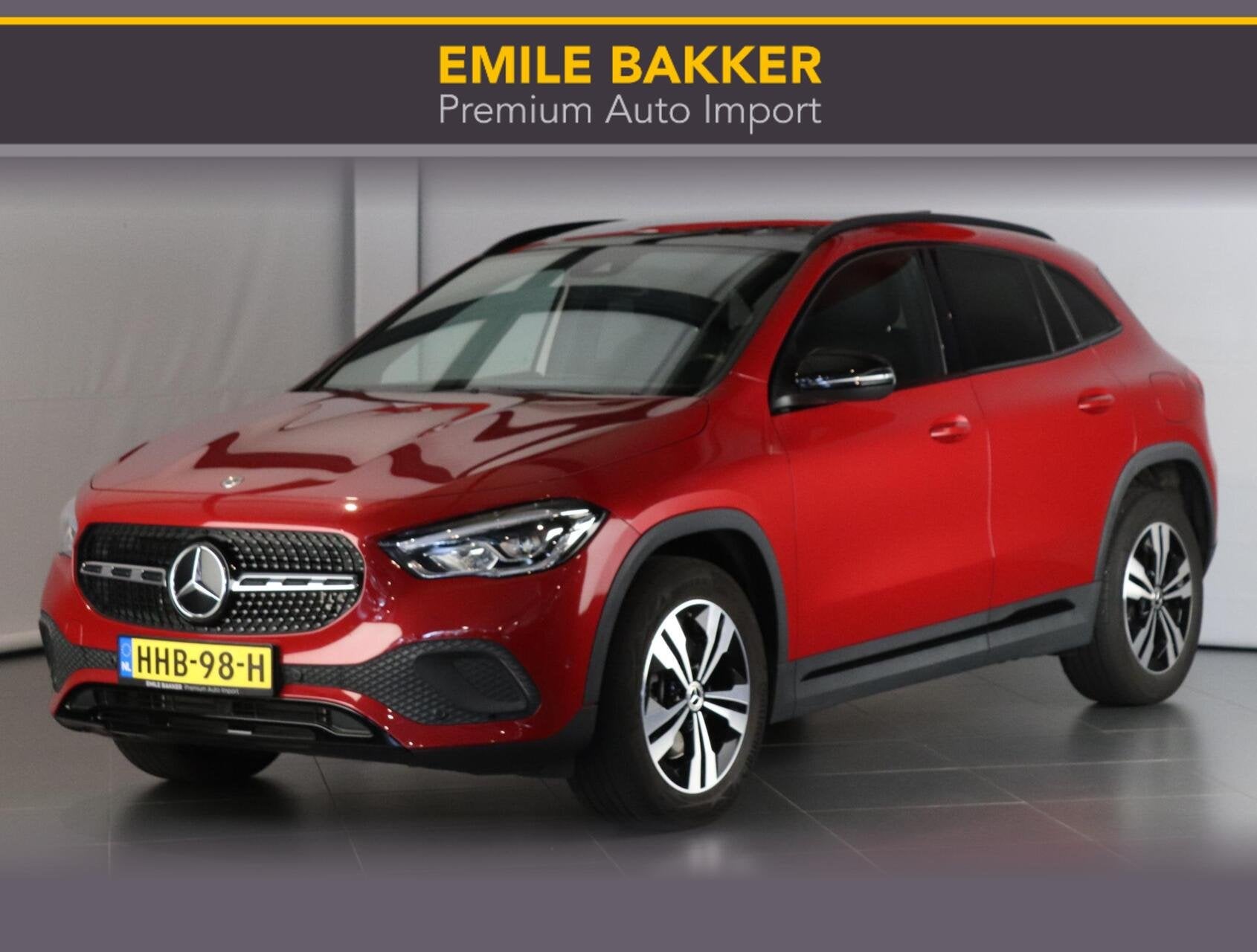 Mercedes GLA-klasse 250 e Progressive PANO/62dkm!, Auto's, Leder en Stof, Bedrijf, Hybride Elektrisch/Benzine, 71 km/l