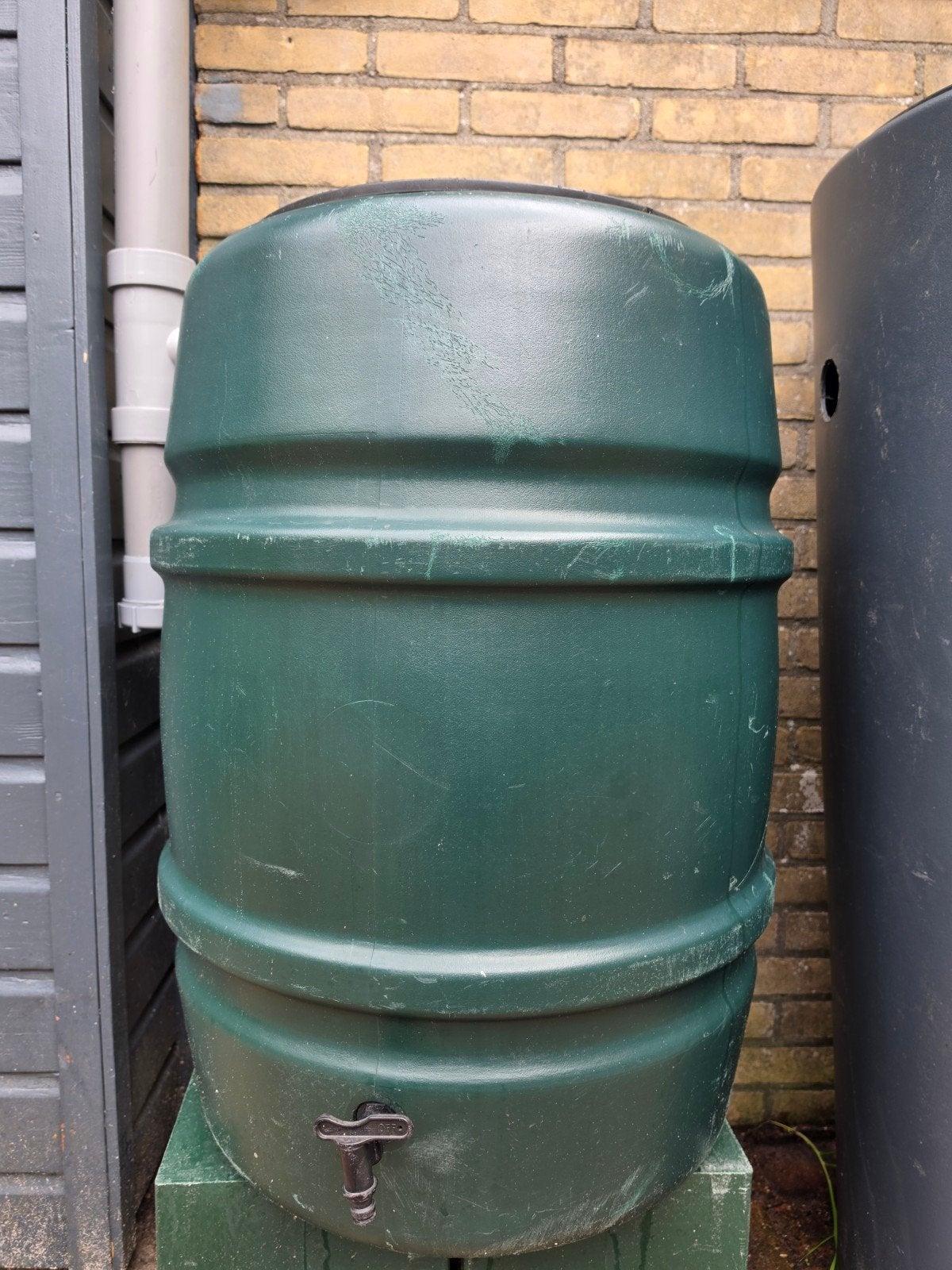 Regenton - Groen, met kraantje, 150 liter of meer, Ophalen of Verzenden, Met kraantje