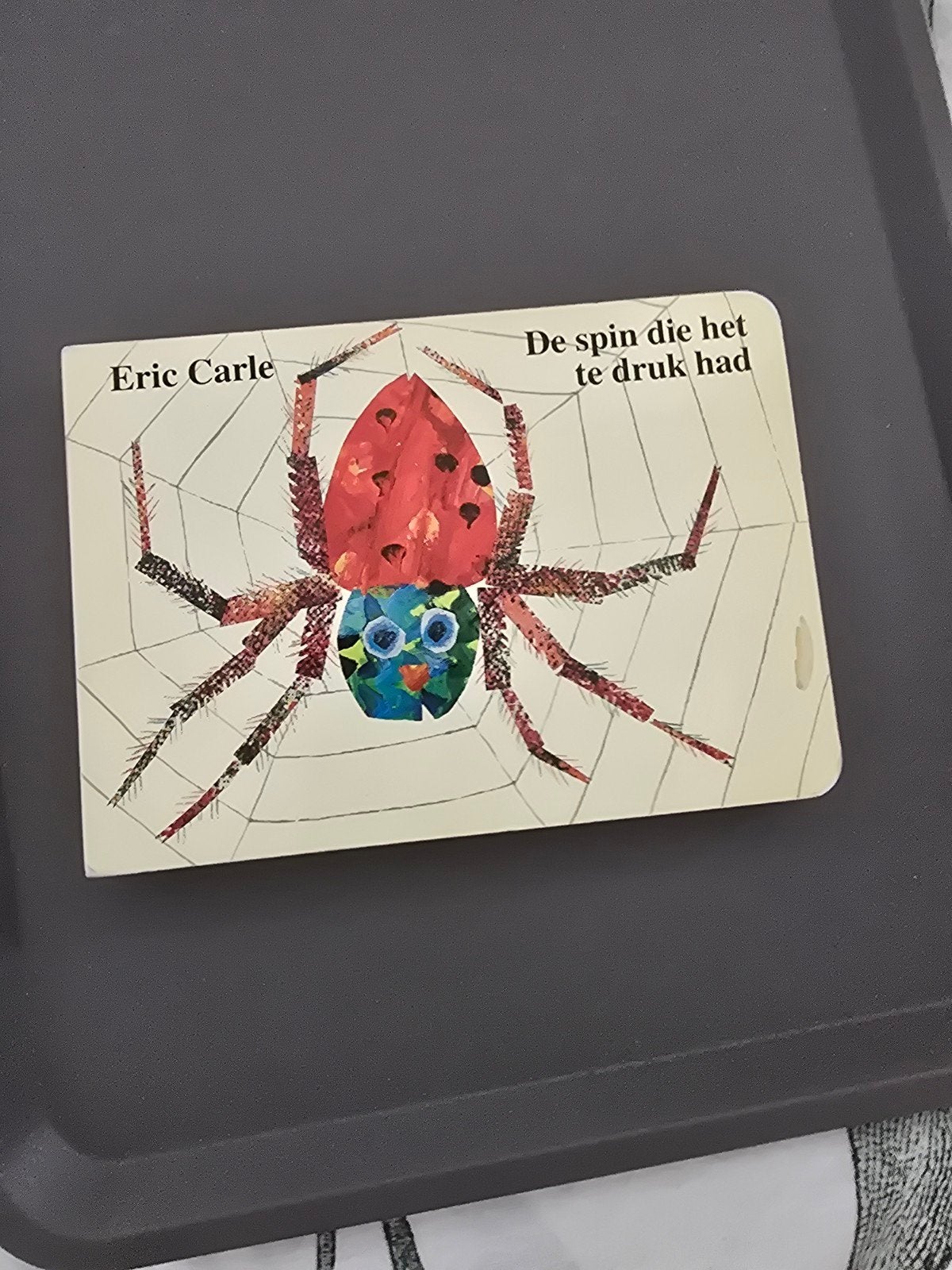 Eric Carle - karton ed klein, Ophalen of Verzenden, Gelezen, Eric Carle, Prentenboek