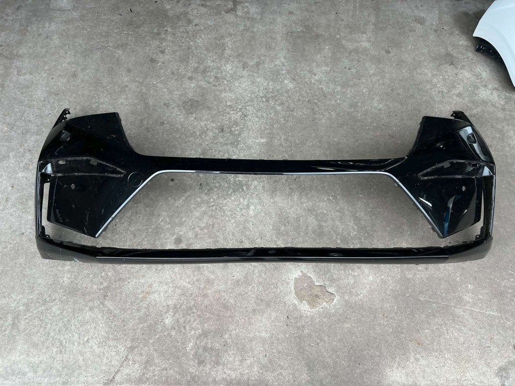 voorbumper enyaq 5la807221-L pdc koplspr vanaf 2021 zwart, Gebruikt, Duitsland, Voor, Info@skoda.com