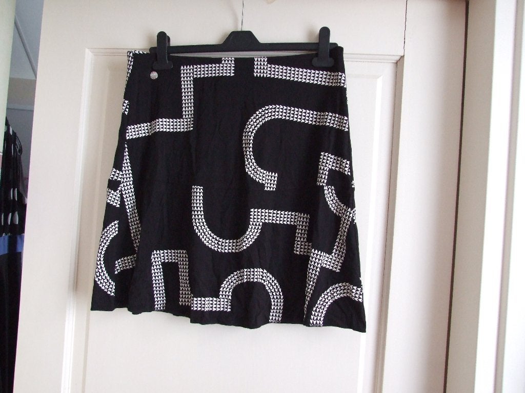 Street One nieuw met kaartje rokje zwart m witte hartjes 38, Maat 38/40 (M), Zwart, Street One, Nieuw