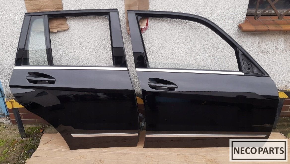 GLK X204 PORTIER DEUR KLEUR 040 ALLES LEVERBAAR !!!, Auto-onderdelen, Gebruikt, -, Ophalen of Verzenden, Spatbord