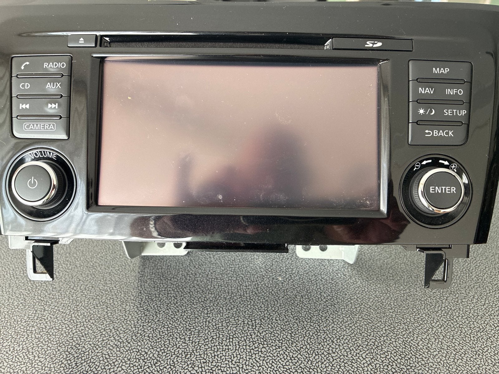 Nissan Qashqai 2017 Radio Navigatie Unit - Goed Functioneren, Auto diversen, Ophalen, Gebruikt