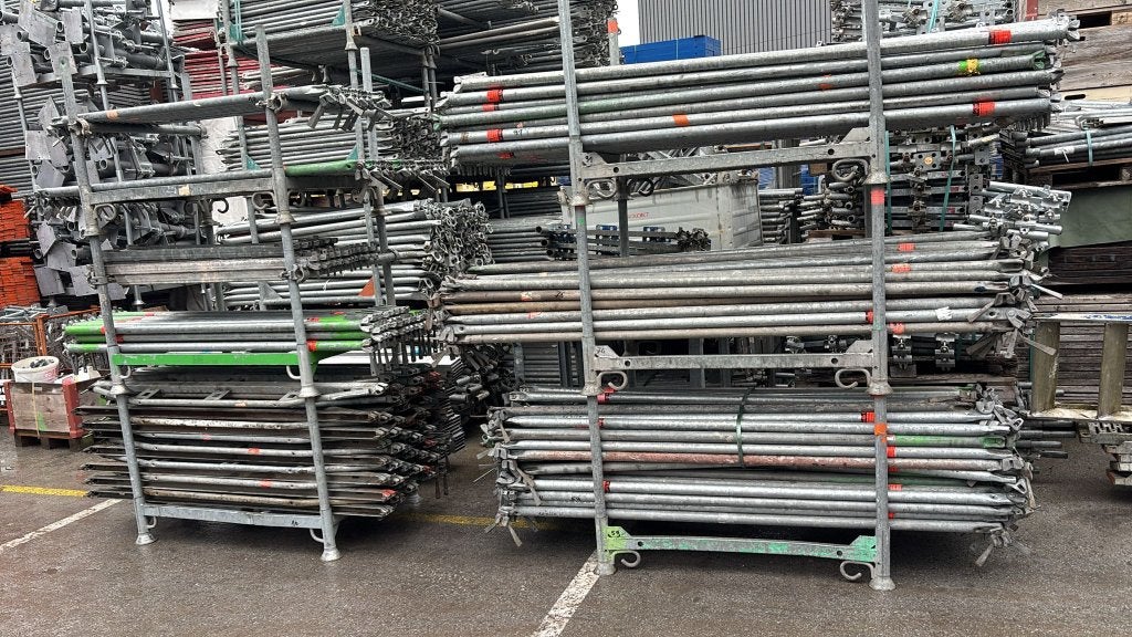 Gebrauchtes Layher Allround **55% Rabatt**, Ophalen of Verzenden, Zo goed als nieuw, Rolsteiger of Kamersteiger, 5 meter of hoger