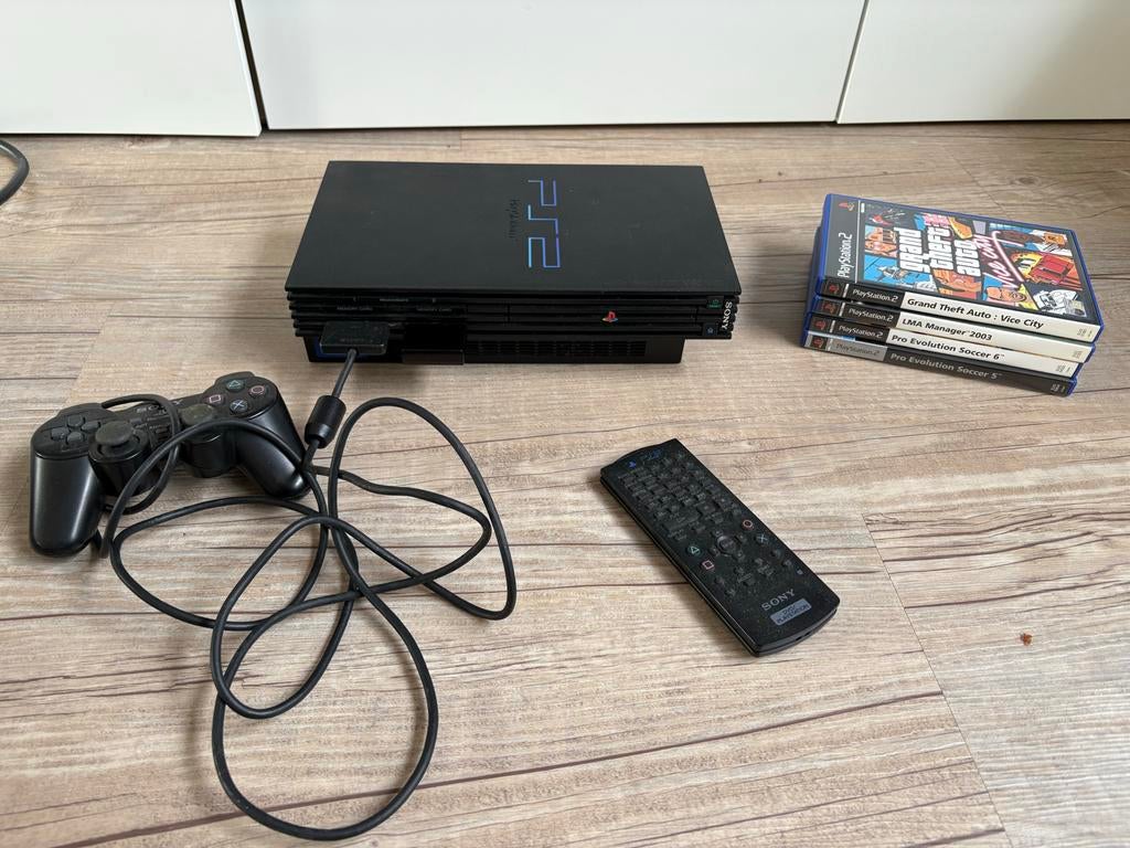 Playstation 2 met games, controller en afstandsbediening, Spelcomputers en Games, Spelcomputers | Sony PlayStation 2, Ophalen