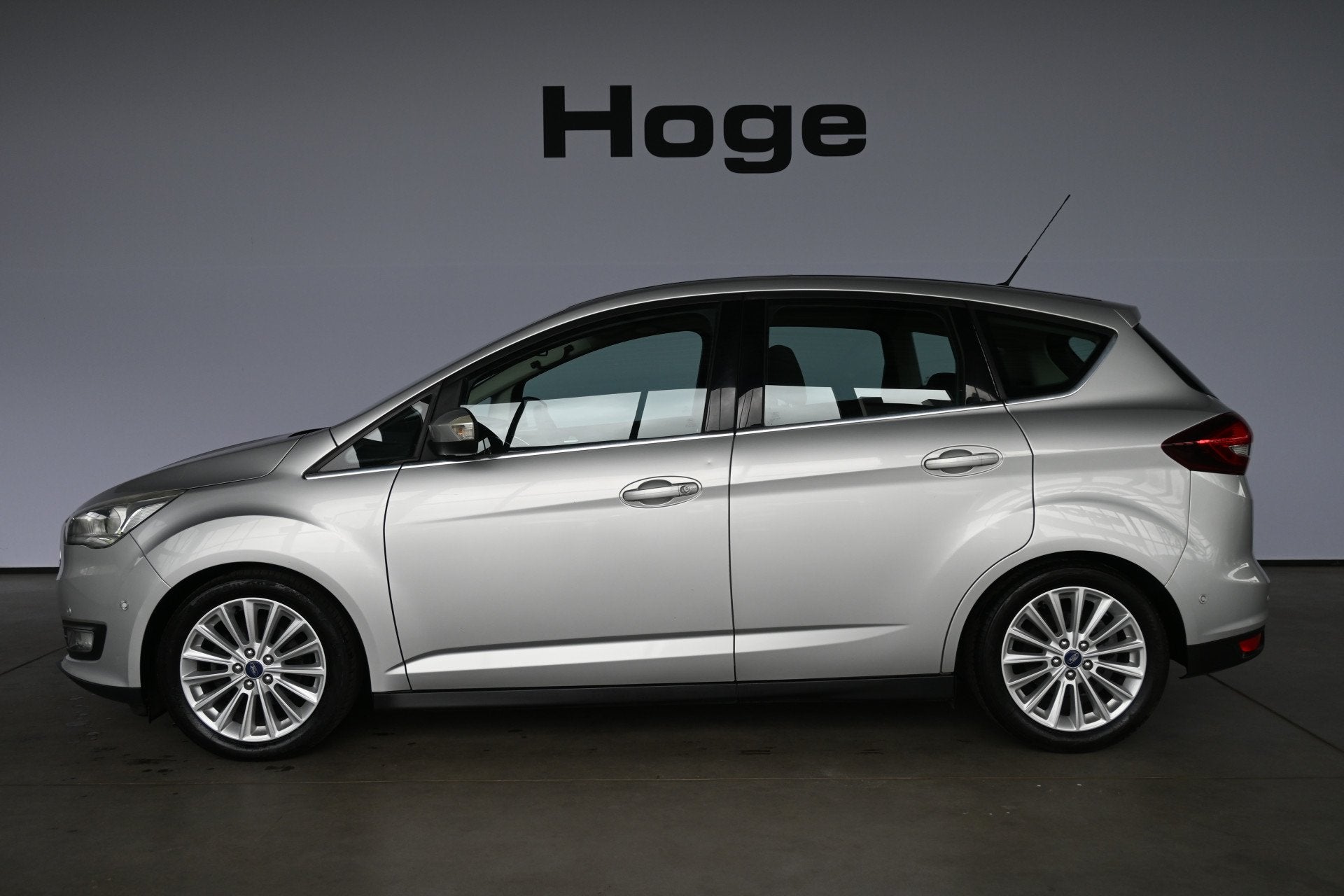Ford C-MAX 1.0 Titanium Clima Cruise control Navigatie Rijkl, Voorwielaandrijving, Stof, Gebruikt, Met garantie (alle)