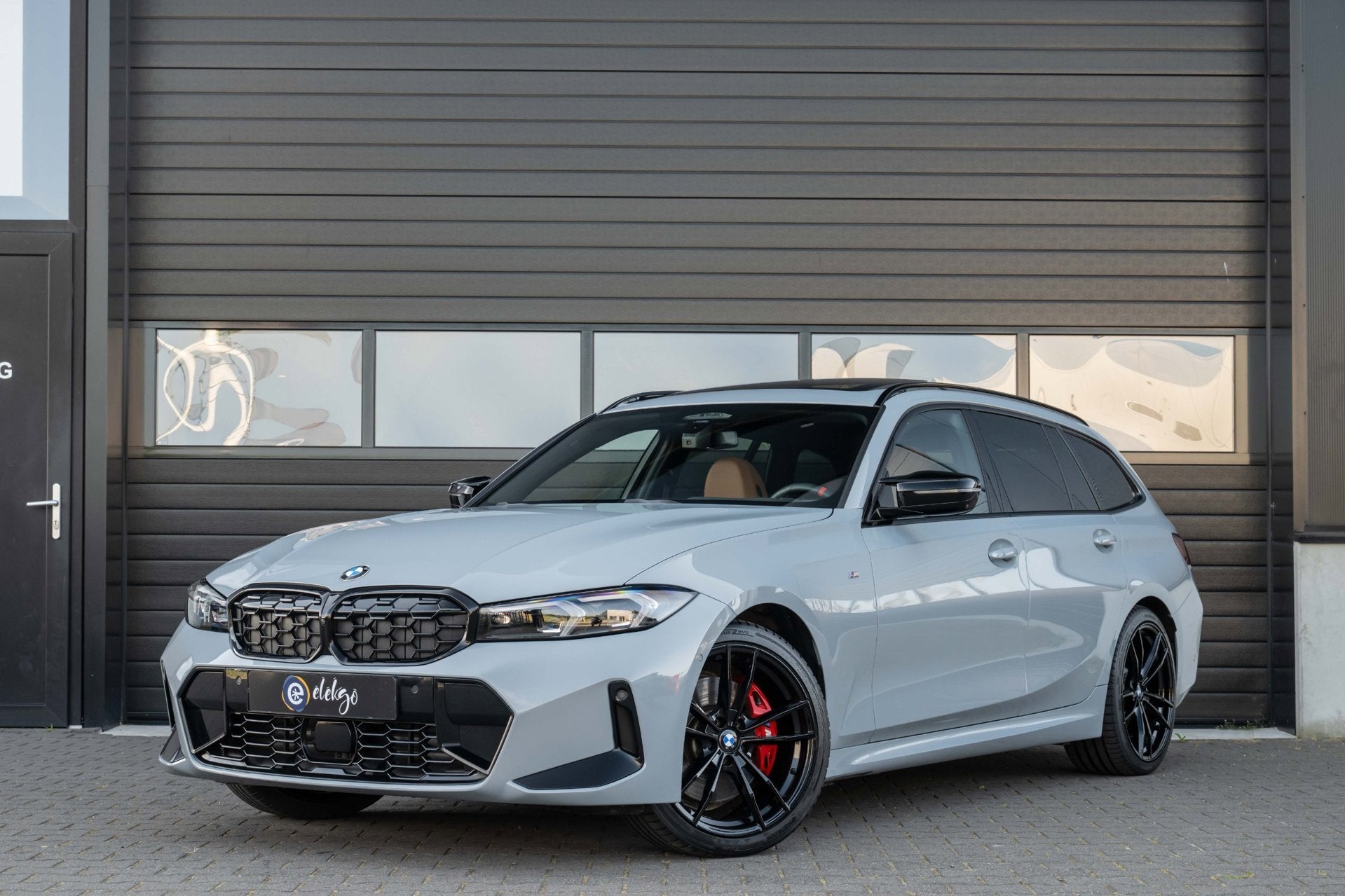 BMW 3-serie Touring M340i xDrive Vol|Pano|Trekhaak|Harman-Ka, Auto's, Automaat, Dealer onderhouden, Vierwielaandrijving, 1805 kg