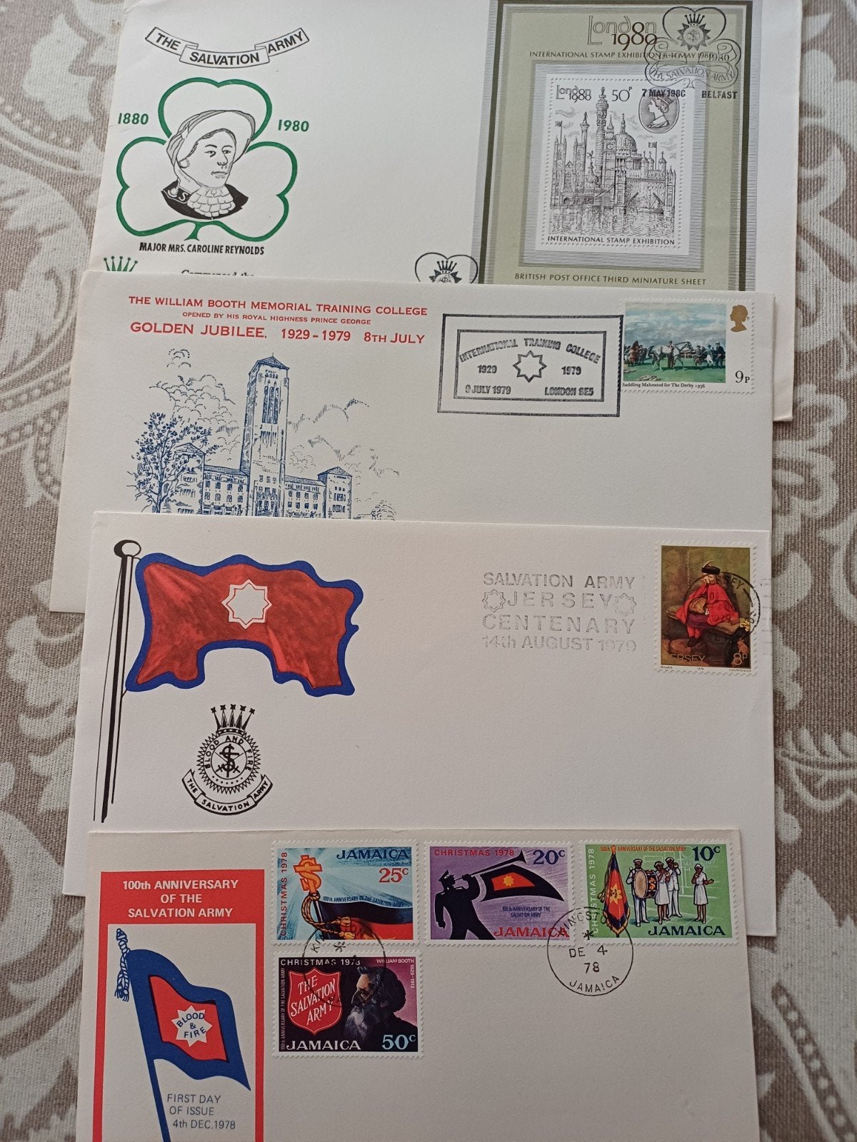 LEGER DES HEILS  4 x fdc onbeschreven, Postzegels en Munten, Ophalen of Verzenden, Europa