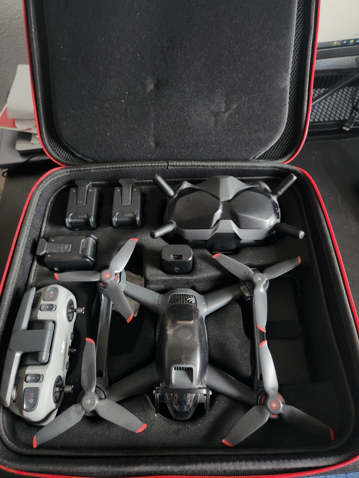 DJI FPV + Fly more combo (3 accu) + 4 ND filters + Case + .., 250 tot 900 gram, Gebruikt, Cameradrone, DJI