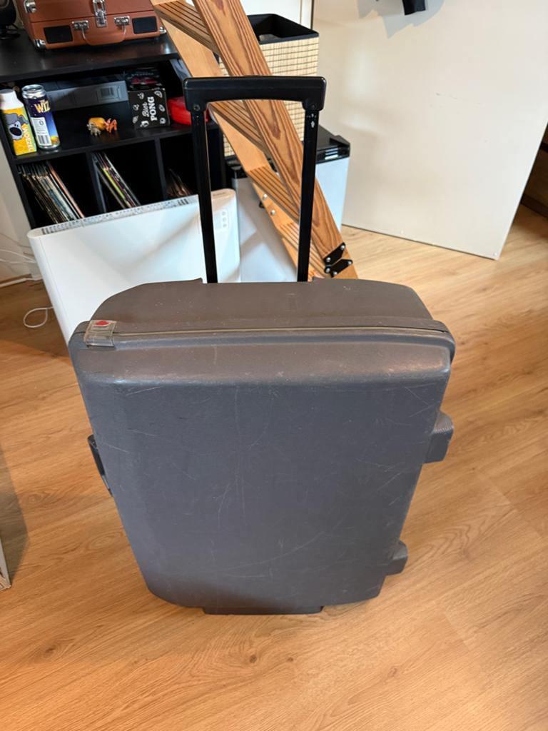 Samsonite HardShell koffer met wieltjes en slot - Grijs, Gebruikt, Hard kunststof, 70 cm of meer, 55 cm of meer