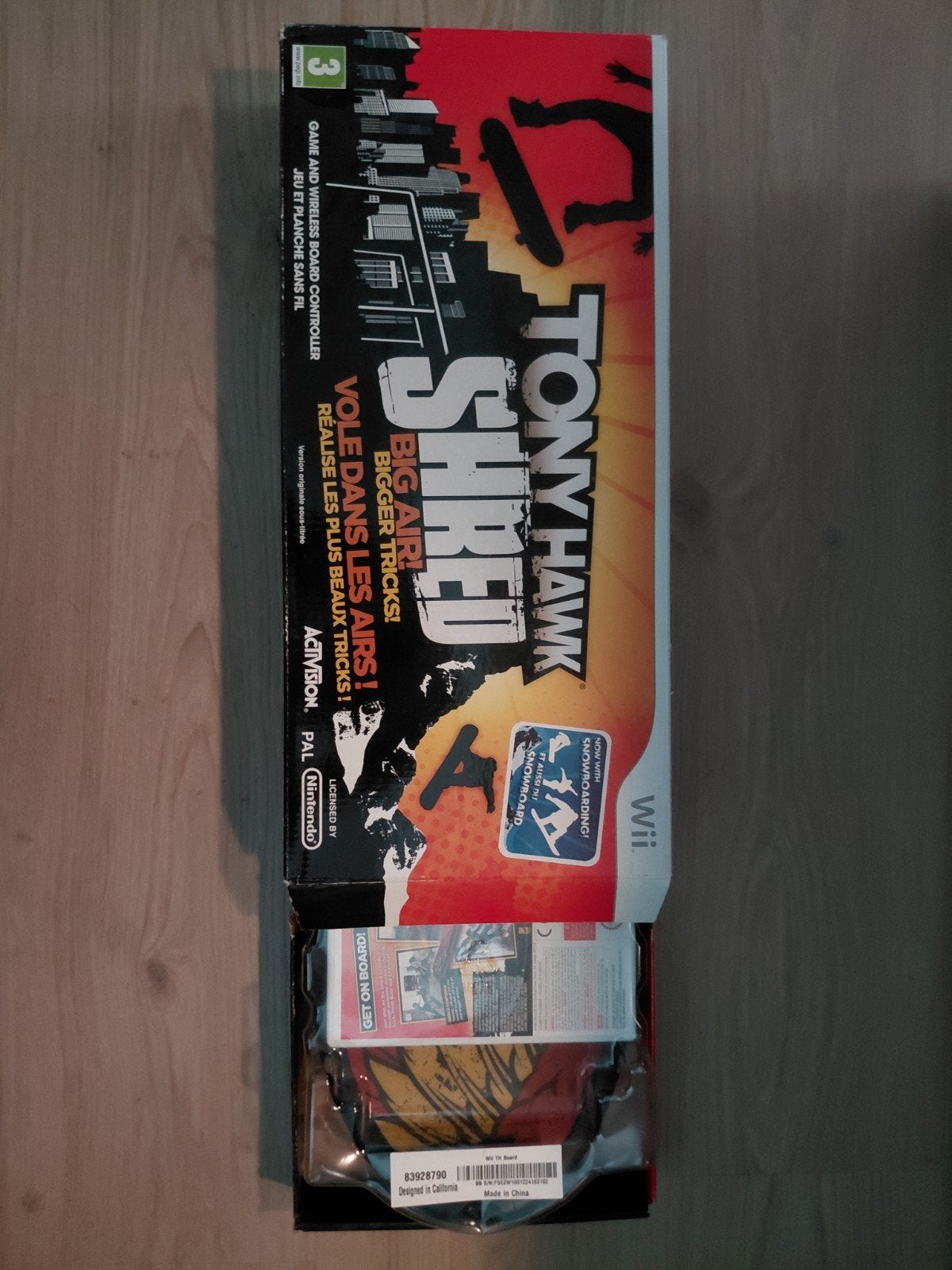Tony Hawk: Shred (Wii) met draadloos skateboard controller, Ophalen, Gebruikt, 1 speler, Vanaf 3 jaar