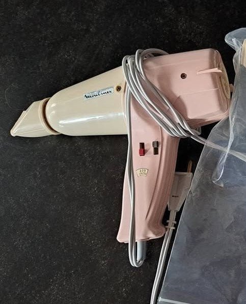 Moulinex haardroger / föhn uit de jaren 60/70, werkt perfect, Ophalen of Verzenden, Zo goed als nieuw, Föhn of Haardroger