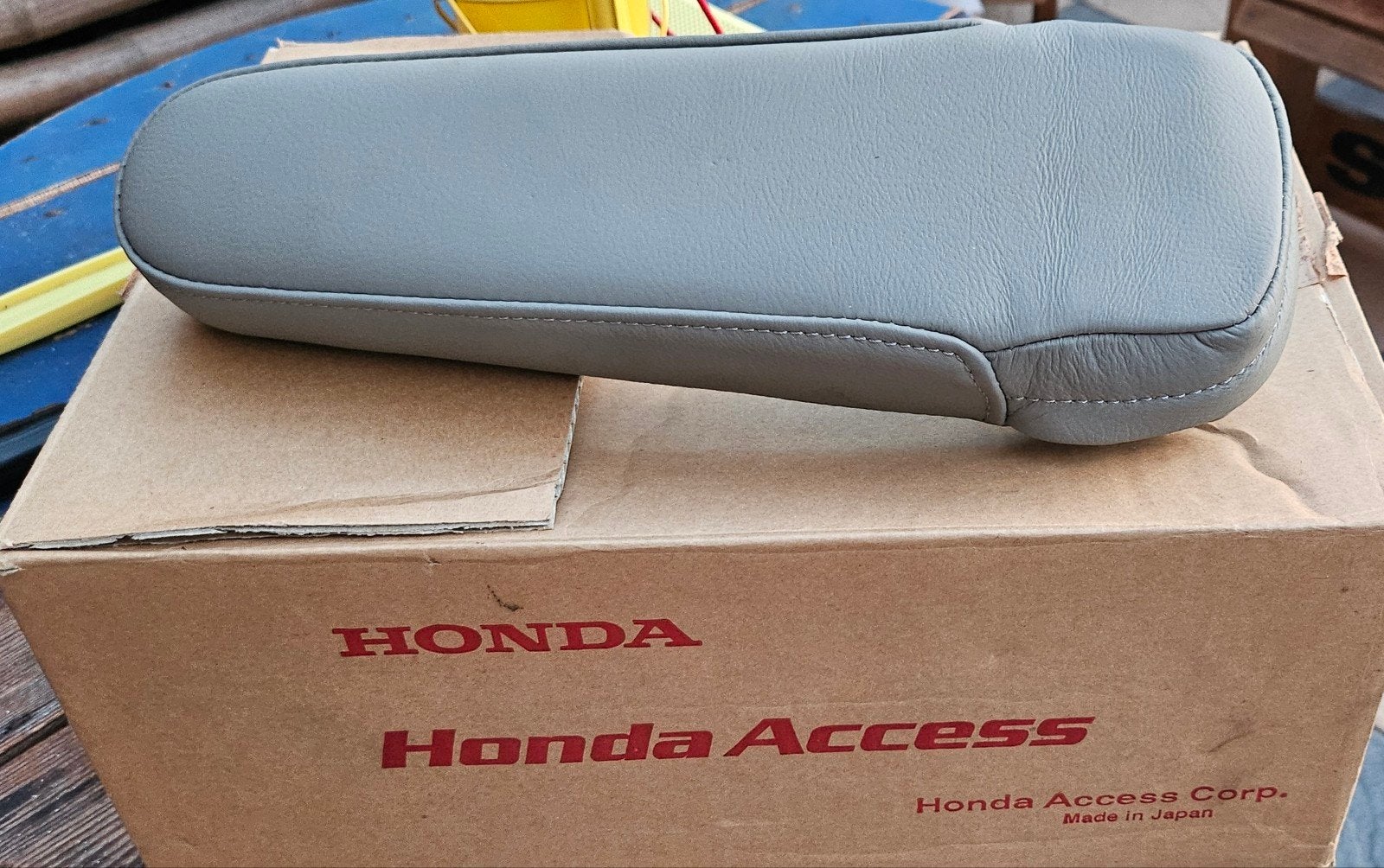 Honda CR-V Armsteun Console - Nieuw in Doos, Auto-onderdelen, Ophalen of Verzenden, Nieuw, Honda