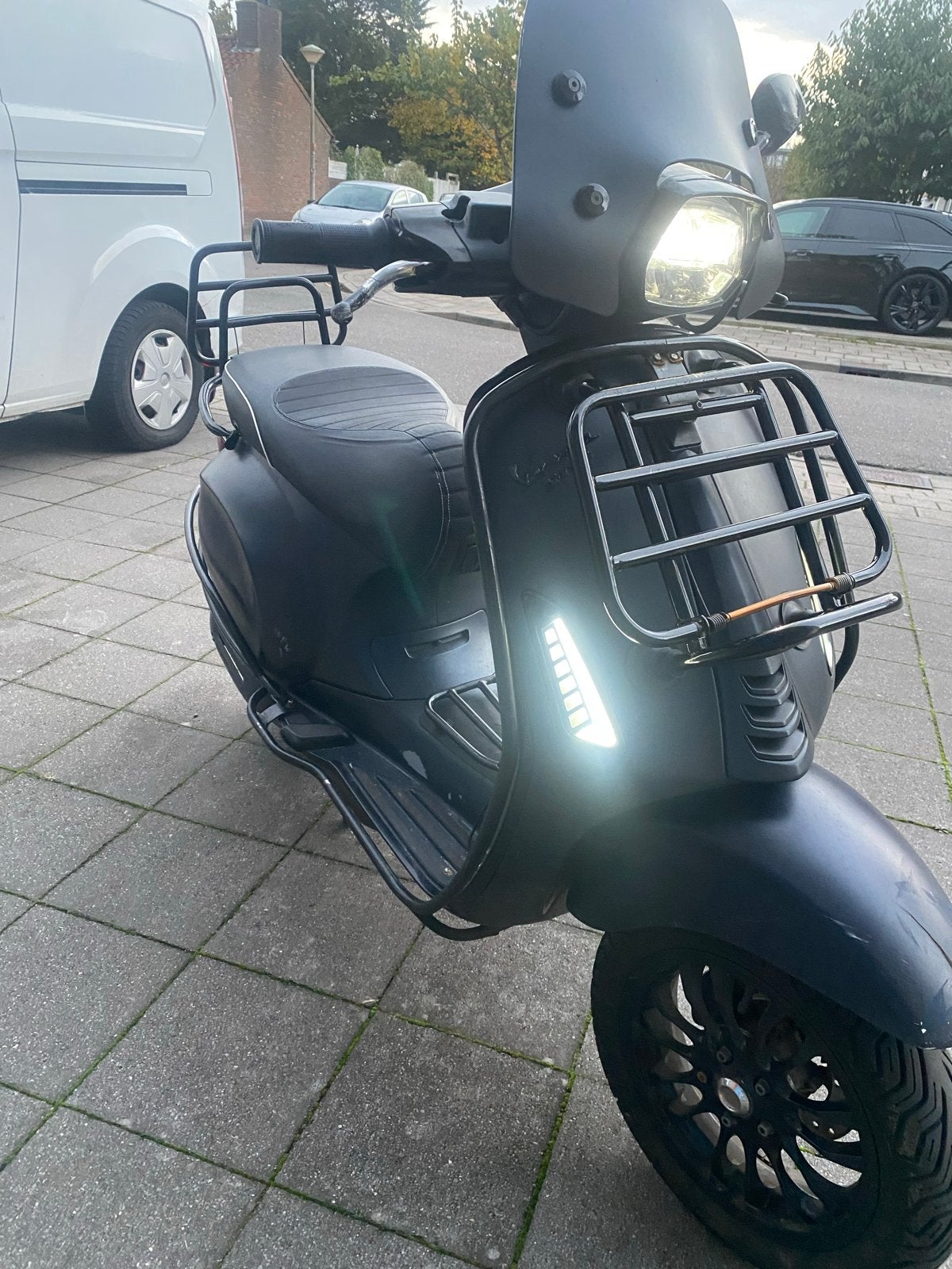 Vespa Sprint full option Opaco Blue 45 km geel kenteken, Ophalen of Verzenden, Zo goed als nieuw, Benzine, Vespa