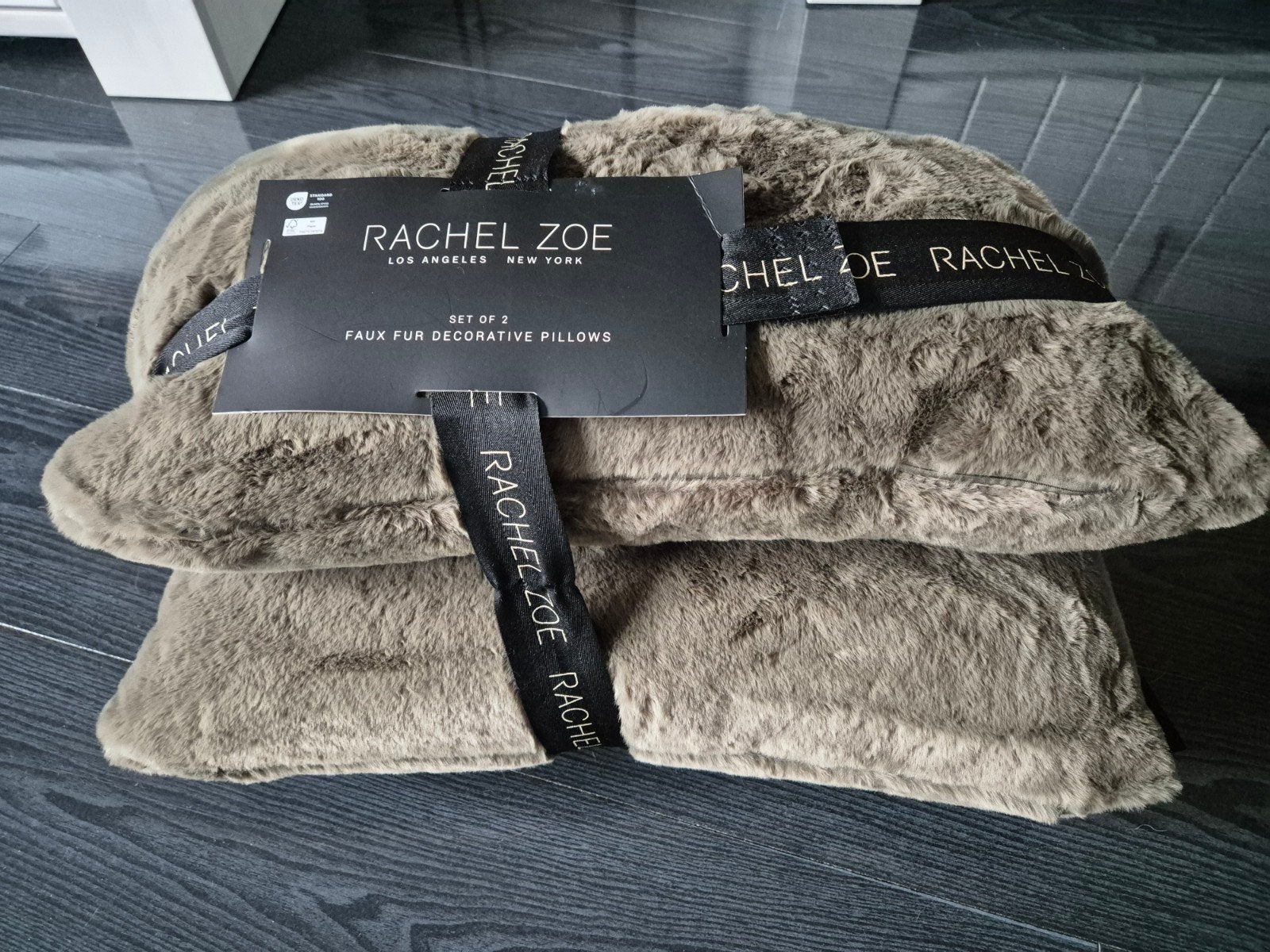 Set van 2 Rachel Zoe Faux Fur Sierkussens - Donkergroen, Ophalen, Overige merken, Nieuw, Sierkussen