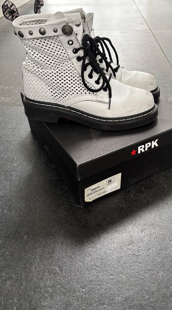 Repko / RPK Chelsea boots - laarzen maat 38 wit, Kleding | Dames, Verzenden, Wit, Zo goed als nieuw, RPK