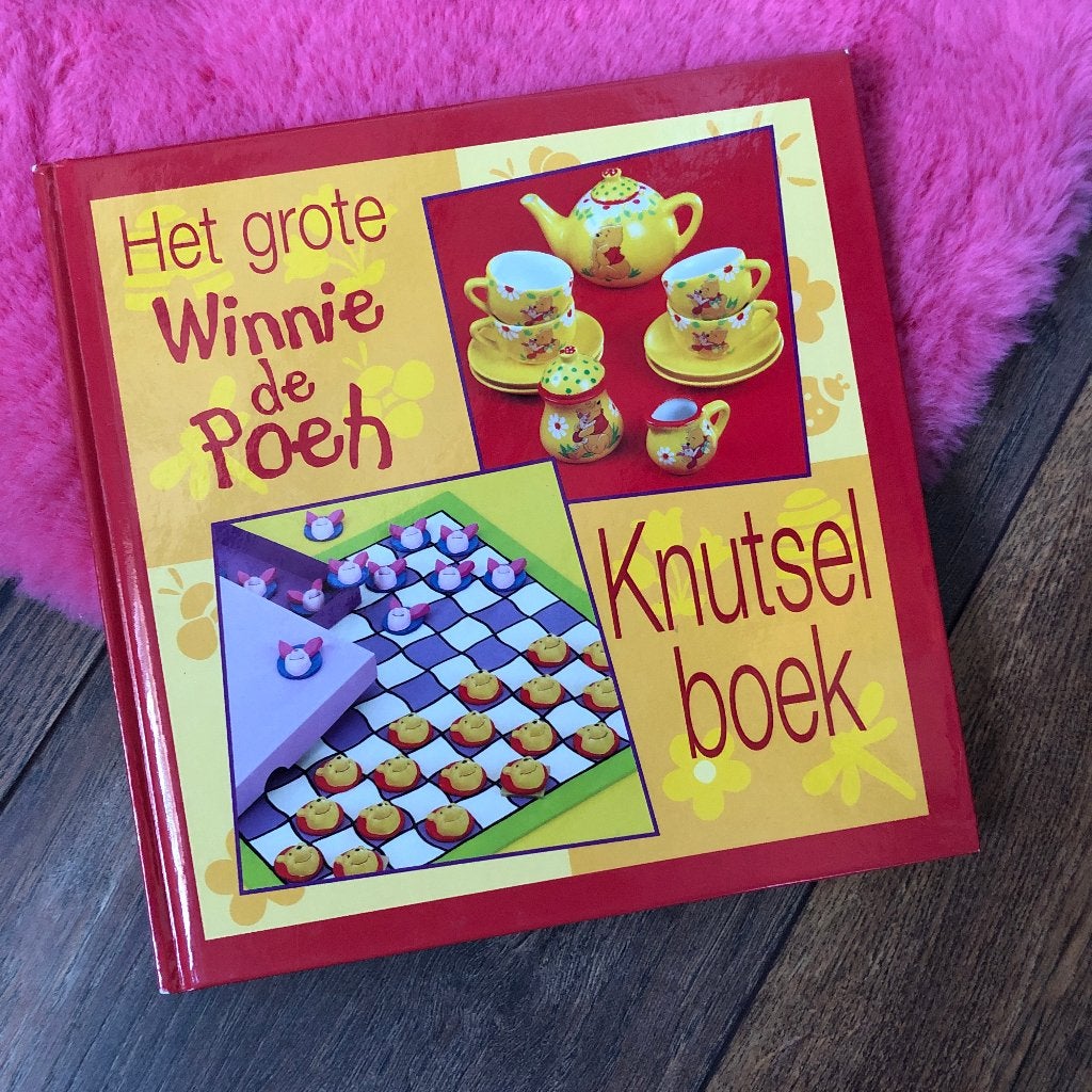 Het grote Winnie de Poeh knutselboek | Annette Kuypers, Annette Kuypers, Ophalen of Verzenden, Zo goed als nieuw, Scrapbooking en Knutselen