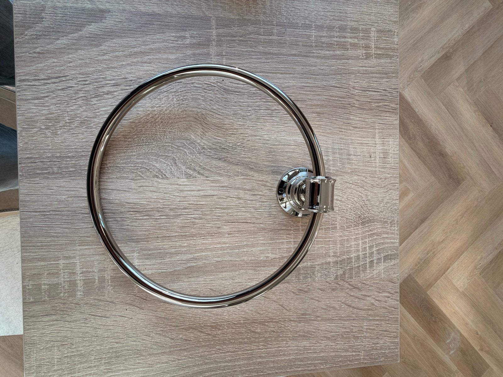 Hansgrohe Montreux handdoekring nikkel NIEUW IN DOOS,!, Ophalen of Verzenden, Nieuw