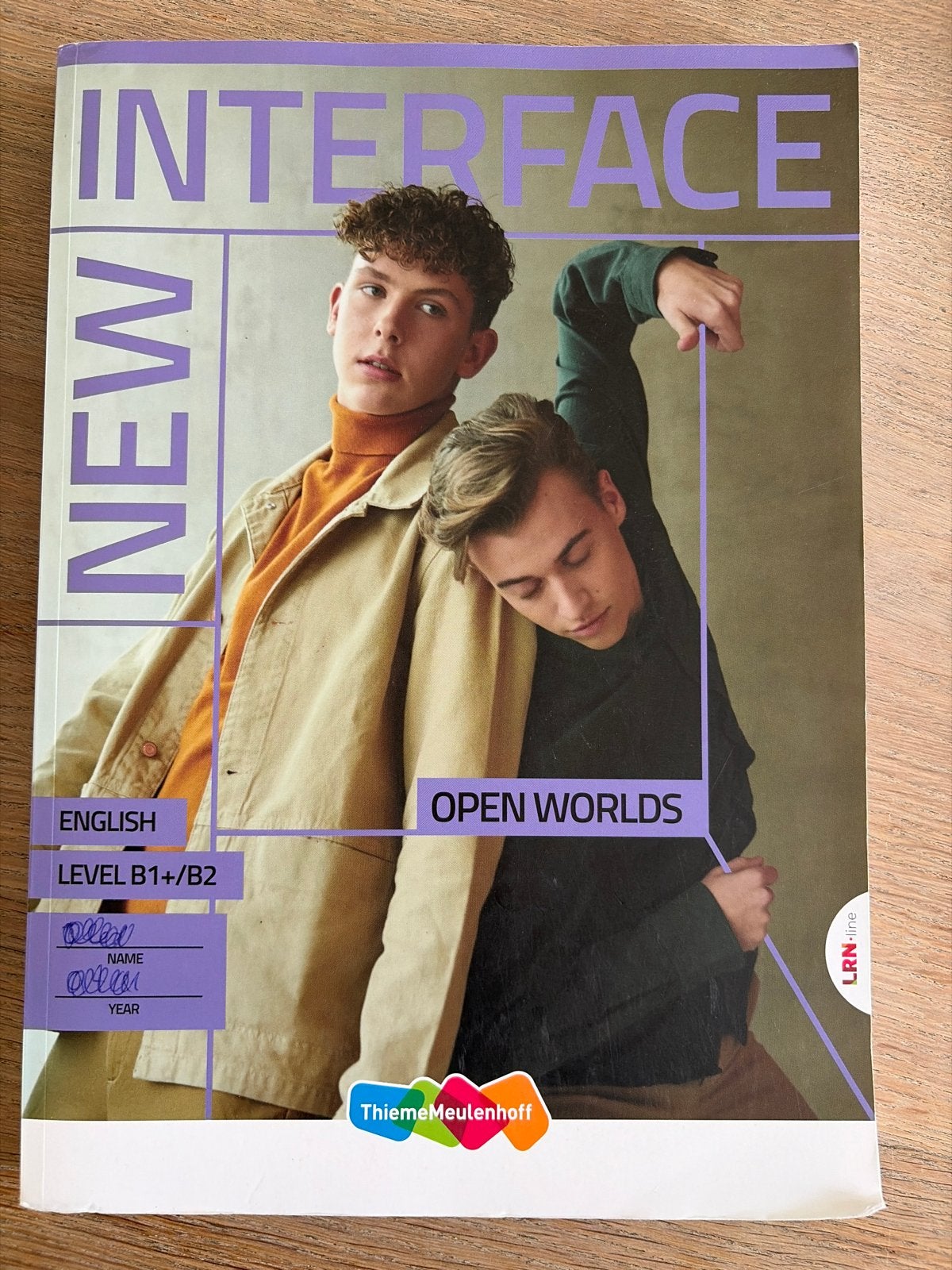 New Interface English Level B1+/B2 - Open Worlds, Ophalen of Verzenden, Zo goed als nieuw, Non-fictie
