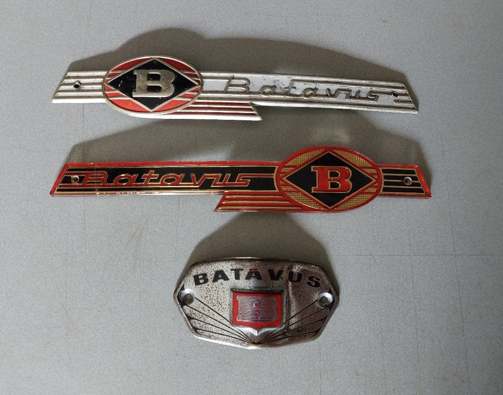 Emblemen - BATAVUS, RAP STOKVIS, PEUGEOT, SPARTA, HONDA, Fietsen en Brommers, Ophalen of Verzenden, Gebruikt, Overige typen, Overige merken