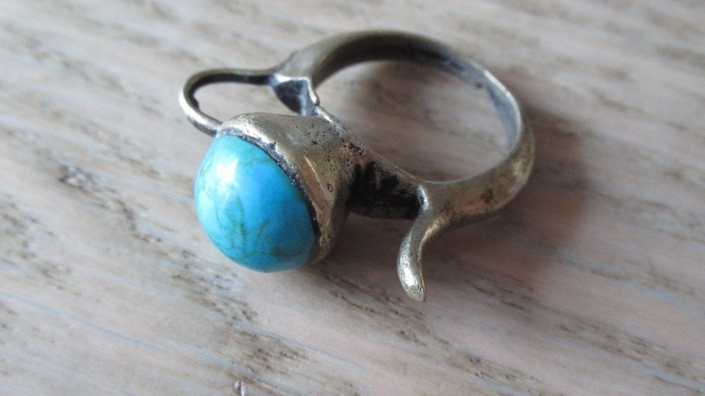 zilveren antieke ring met turquoise steen / bodemvondst, Ophalen of Verzenden, Zilver
