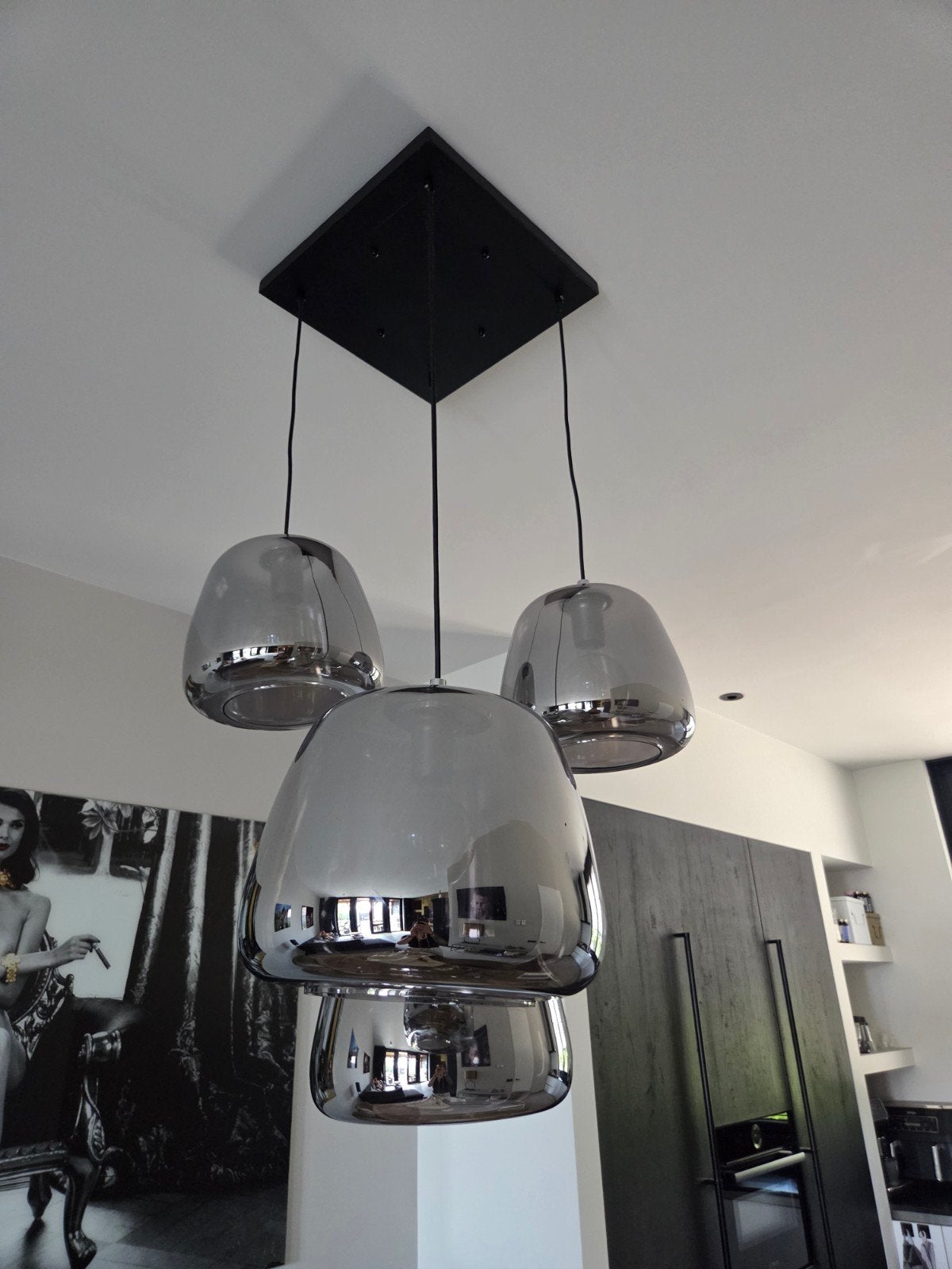 Bollamp hanglamp met 4 Smoke Glazen Bollen, Ophalen, E27 (groot), Zo goed als nieuw, Glas