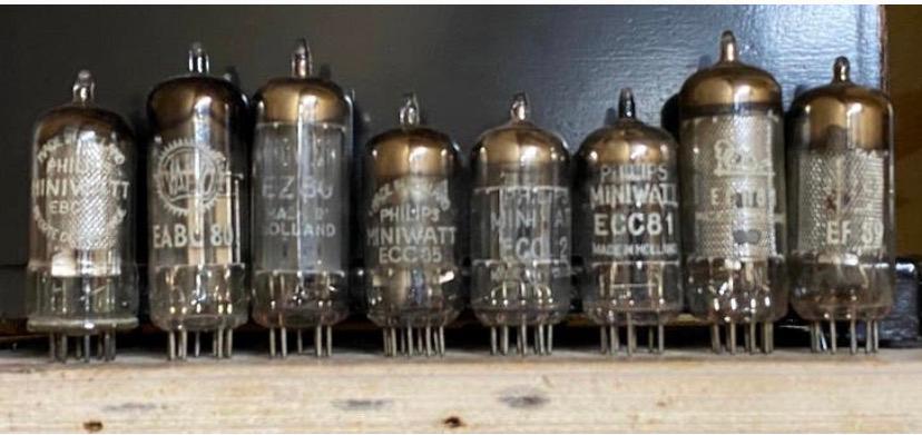 EM80 ECH81 EF89 EZ80 EZ81 ECC85 ECC81 ECL82 EABC80 AZ1 ECH21, Ophalen of Verzenden