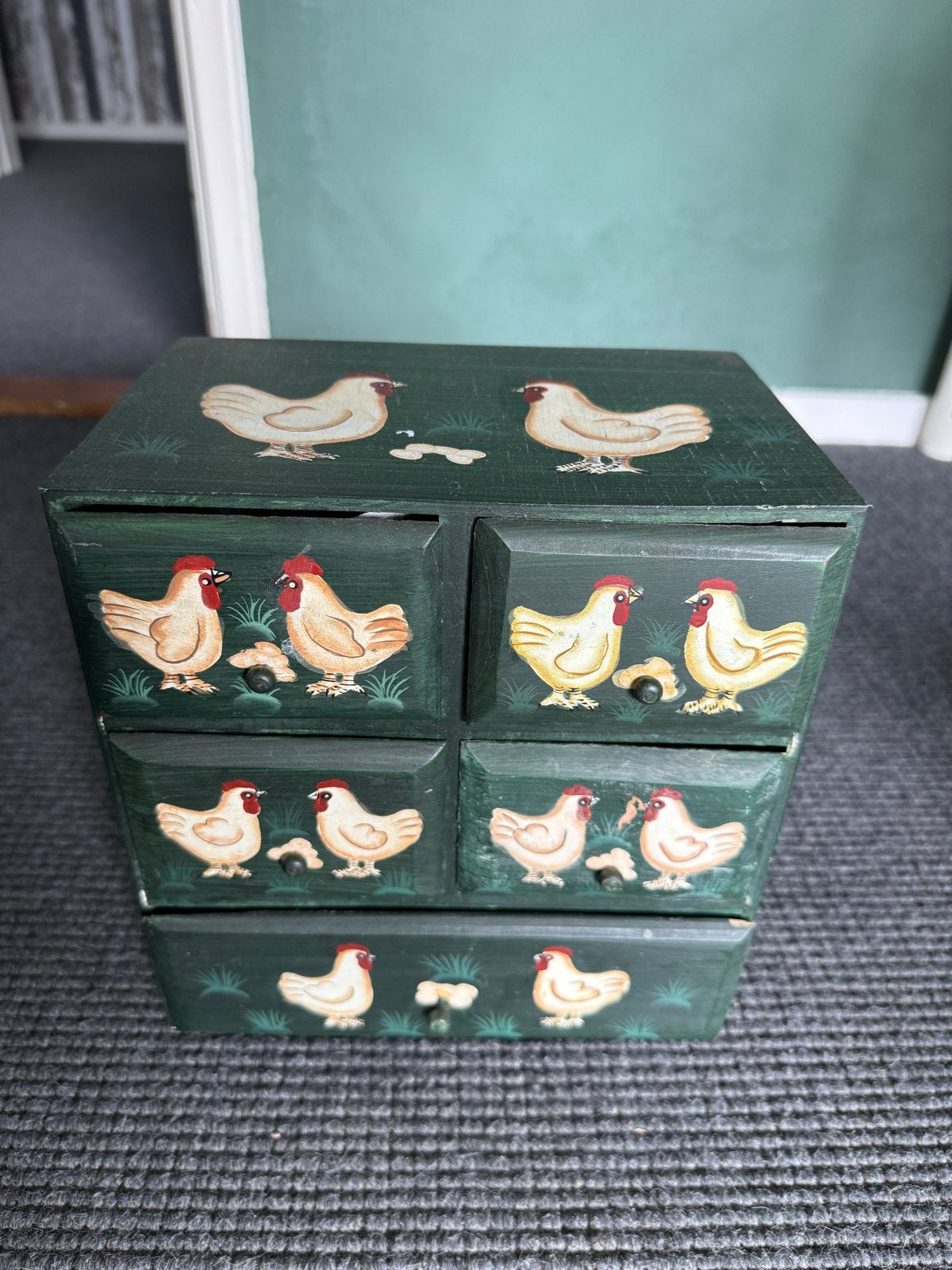 Vintage houten ladekastje met kippenprint, Huis en Inrichting, Woonaccessoires | Overige, Groen, Gebruikt, Ophalen of Verzenden