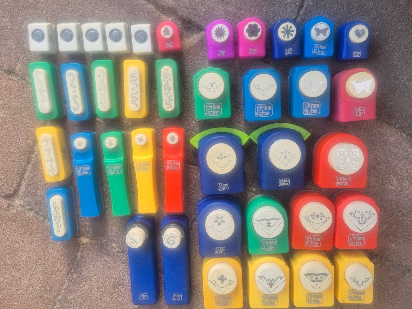 39 stuks Tom Tas knutselponsen, Ophalen of Verzenden, Zo goed als nieuw, Overige thema's, Pons of Mal