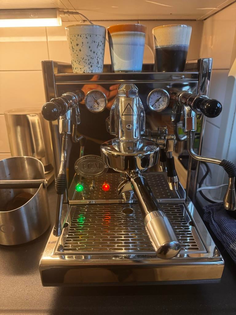 ECM Technika IV espressomachine incl. ECM s-64 auto. Molen, Stoompijpje, Gebruikt, Espresso apparaat, Gemalen koffie