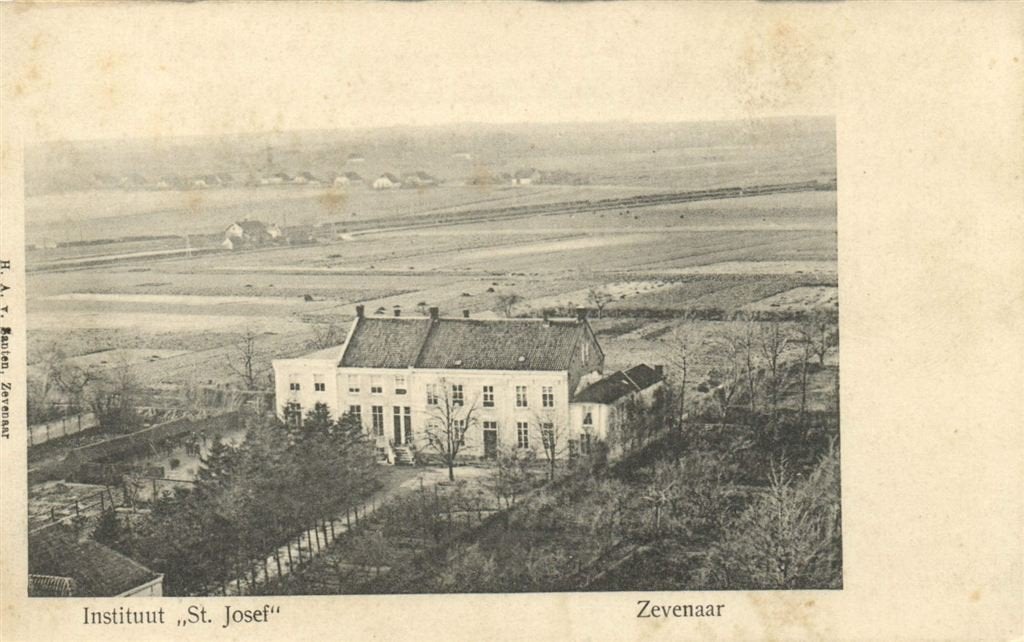 Instituut St. Josef - Zevenaar - vanuit de lucht - B-keus -, Verzamelen, Ophalen of Verzenden, 1920 tot 1940, Ongelopen, Gelderland