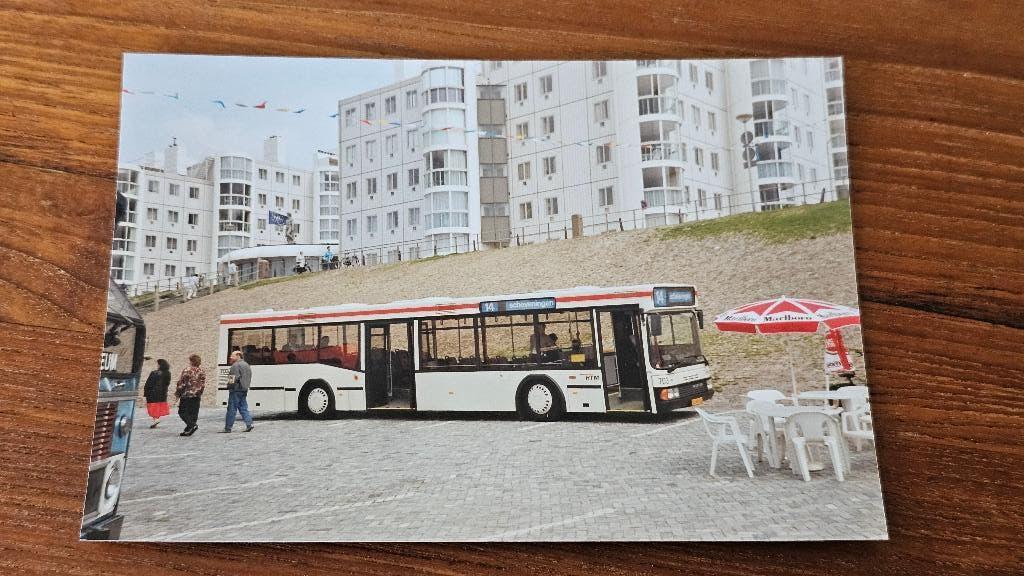 Foto BUS HTM Den Haag 703, Verzamelen, Spoorwegen en Tramwegen, Verzenden, Gebruikt, Bus of Metro, Overige typen